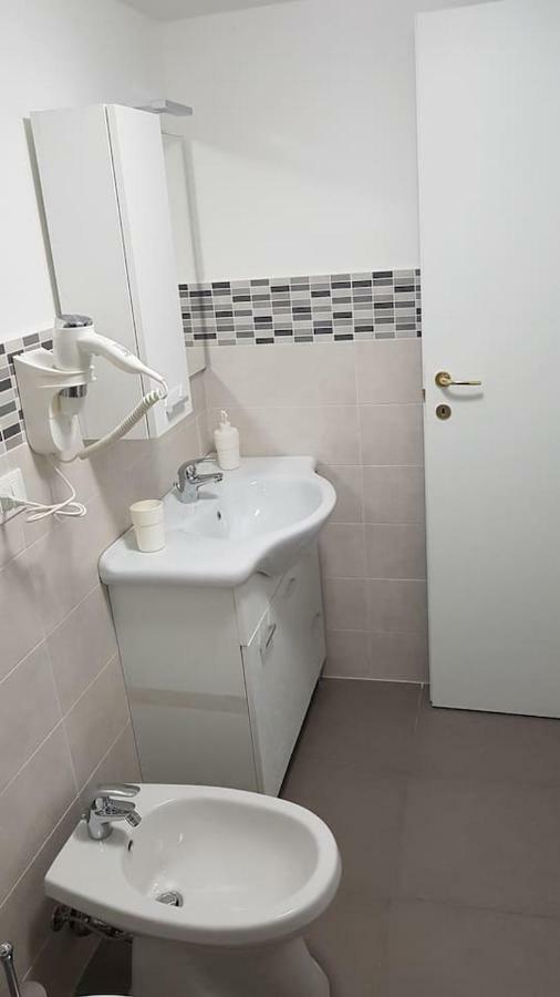 Appartamento Solari7 Milano Esterno foto